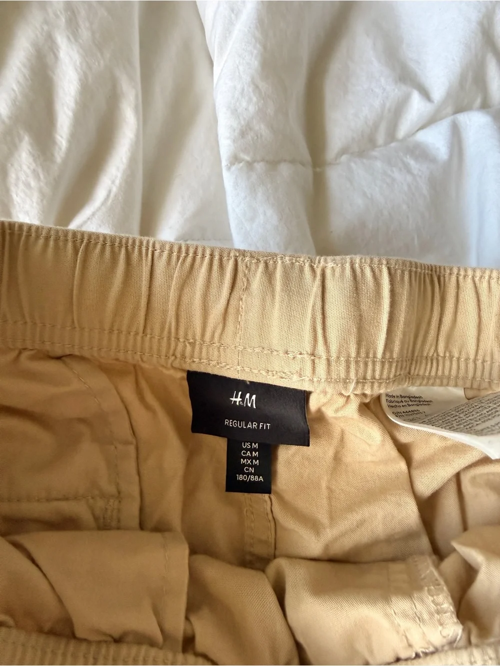 H & M Men's Casual Drawstring Shorts in Khaki